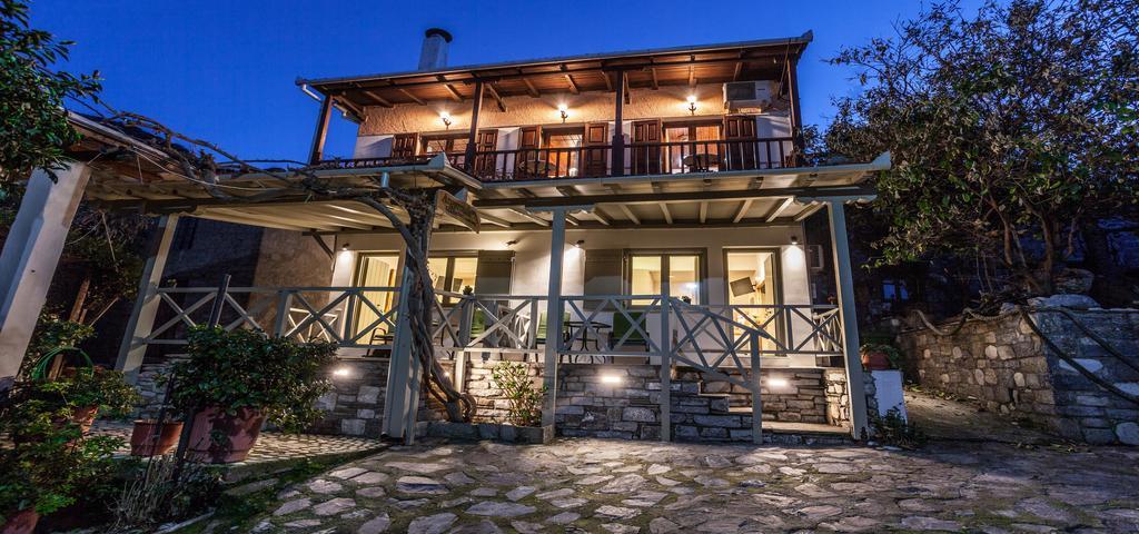 Argyroyla Studios Apartment