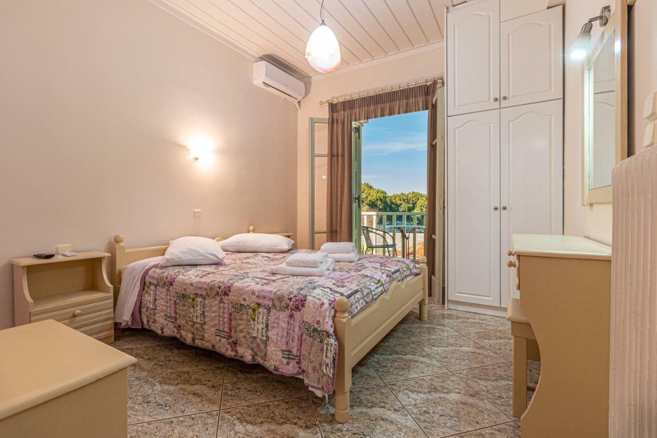 Apartment Argyroyla Studios
